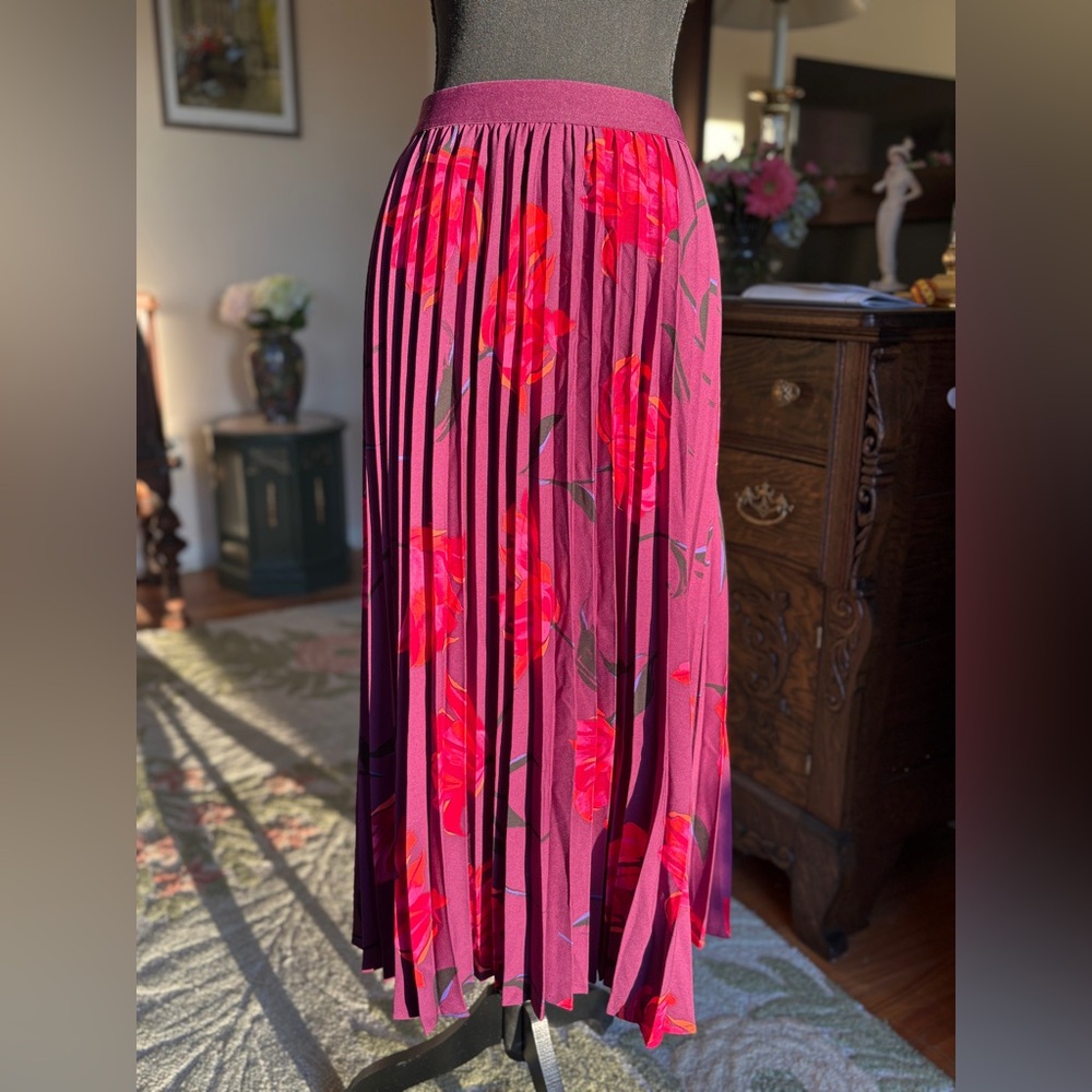 a new day Plum Pleated Midi Skirt with Pink & Red Floral Print